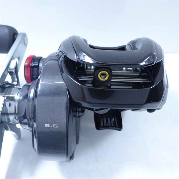 ２４スコーピオンＭＤ２００右